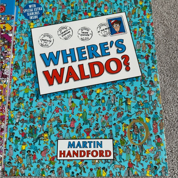 Where’s Waldo 10 book set - Picture 11 of 11